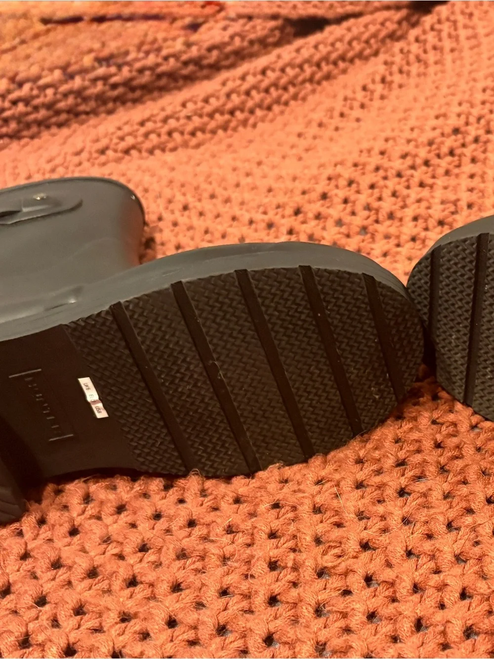 Hunter matte black